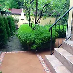 Guest Boutique بيت ضيافة 2*