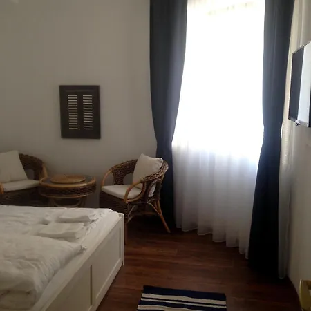 Guest Boutique Pensión Varna