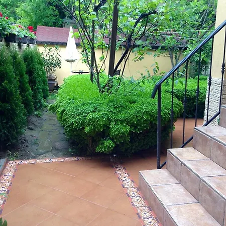 Guest Boutique Гостевой дом 2*